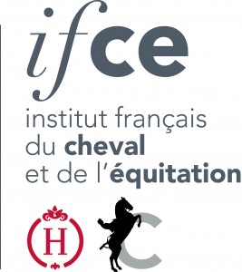 Logo ifce V Q
