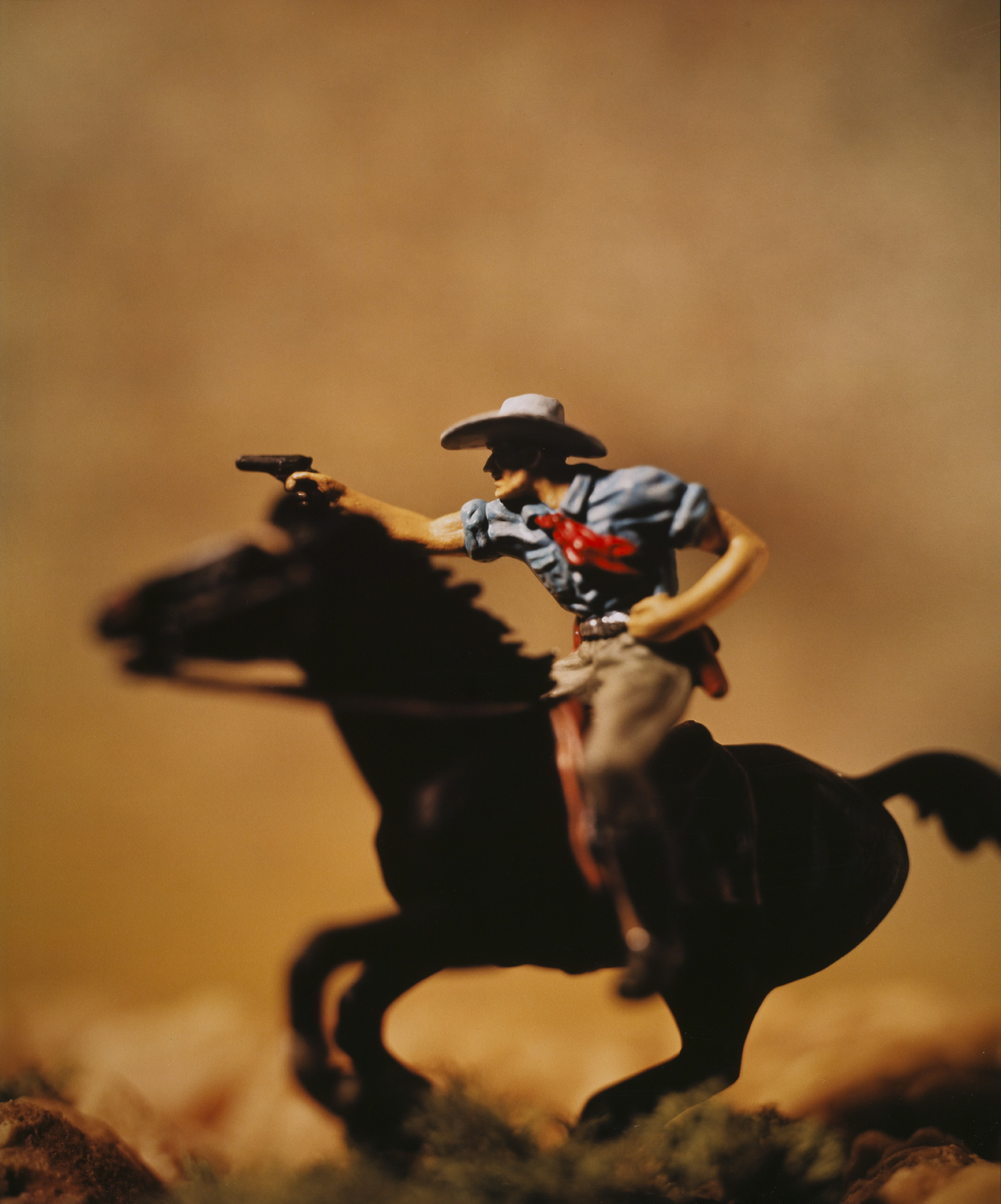 David Levinthal – Untitled (1988) – provient du portfolio Five Trails West – épreuve cibachrome – collection LACMA, fonds Ralph M. Parsons – © David Levinthal