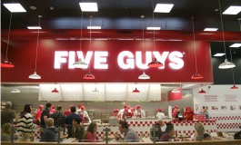 Chez Five Guys vous aurez 250 000 options de burgers !